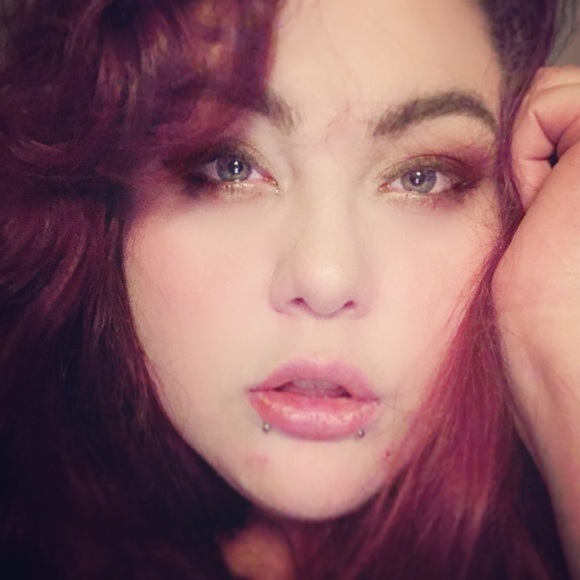 Meet your Posher, Leanne - Picture 3 of 9